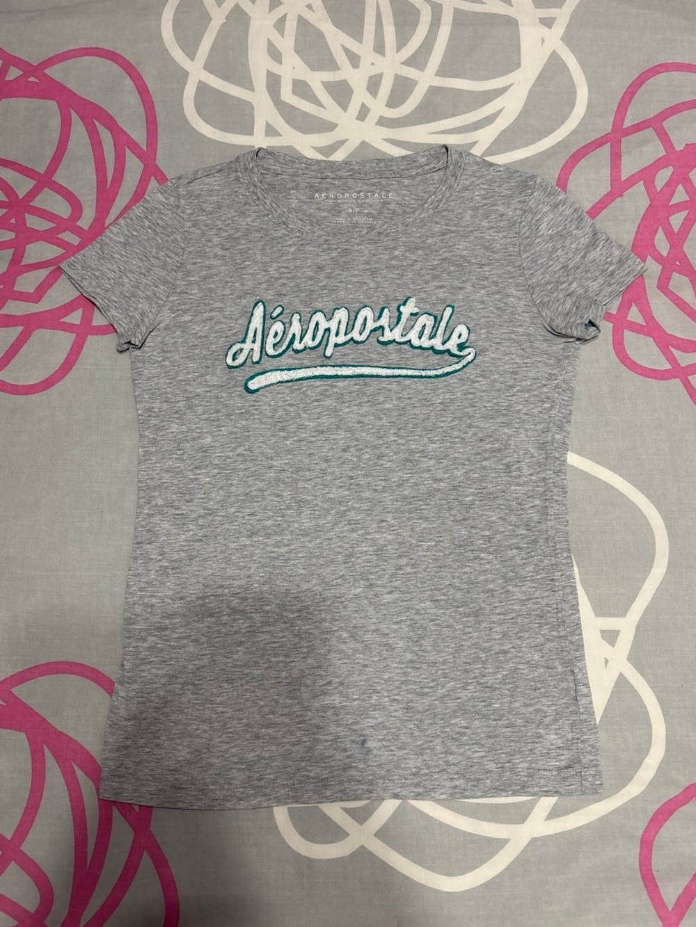 Aeropostale Light Grey Graphic Tee